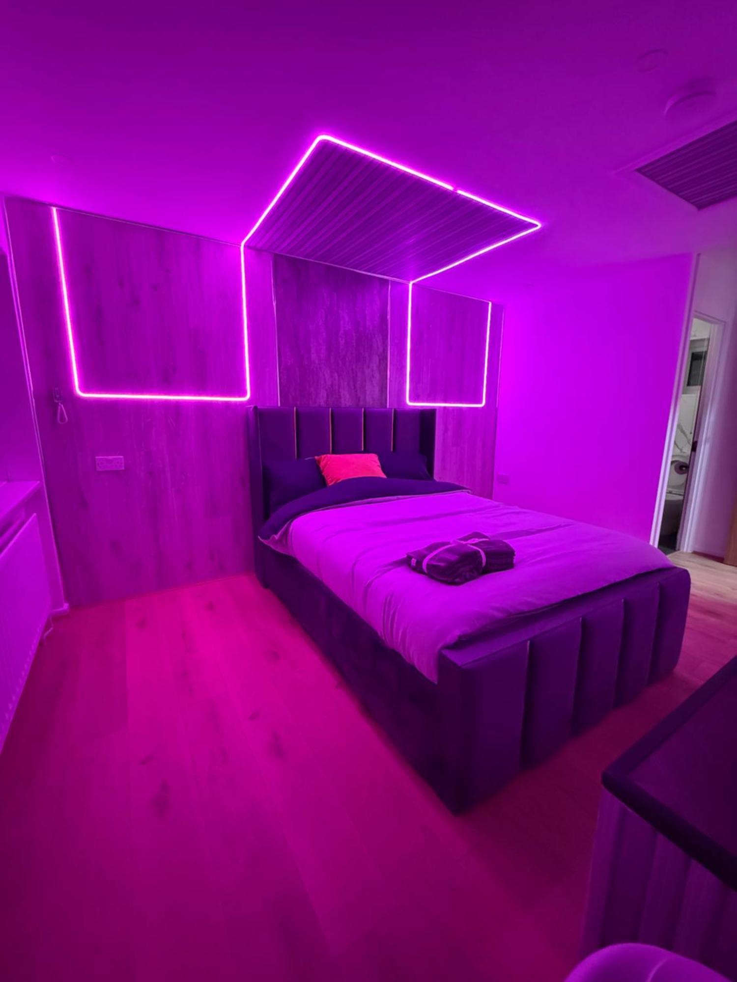 Centre- 9 Bed House With Free Parking Apartamento *